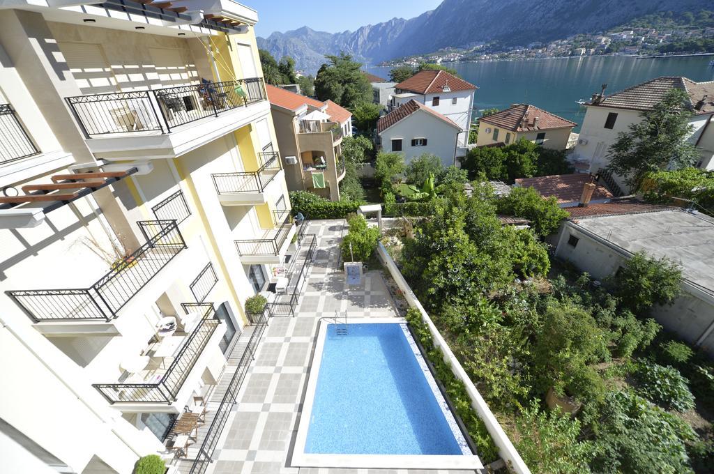 Appartement Posto Capitano C Group à Kotor Extérieur photo