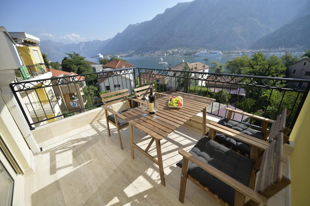 Appartement Posto Capitano C Group à Kotor Extérieur photo